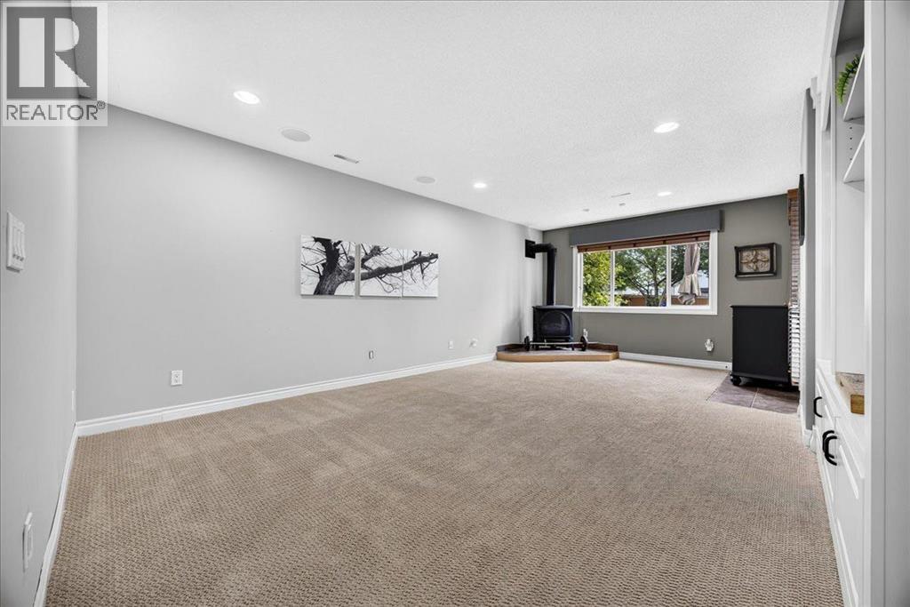13 Covepark Bay NE, Calgary, Alberta  T3K 6K8 - Photo 37 - A2328157