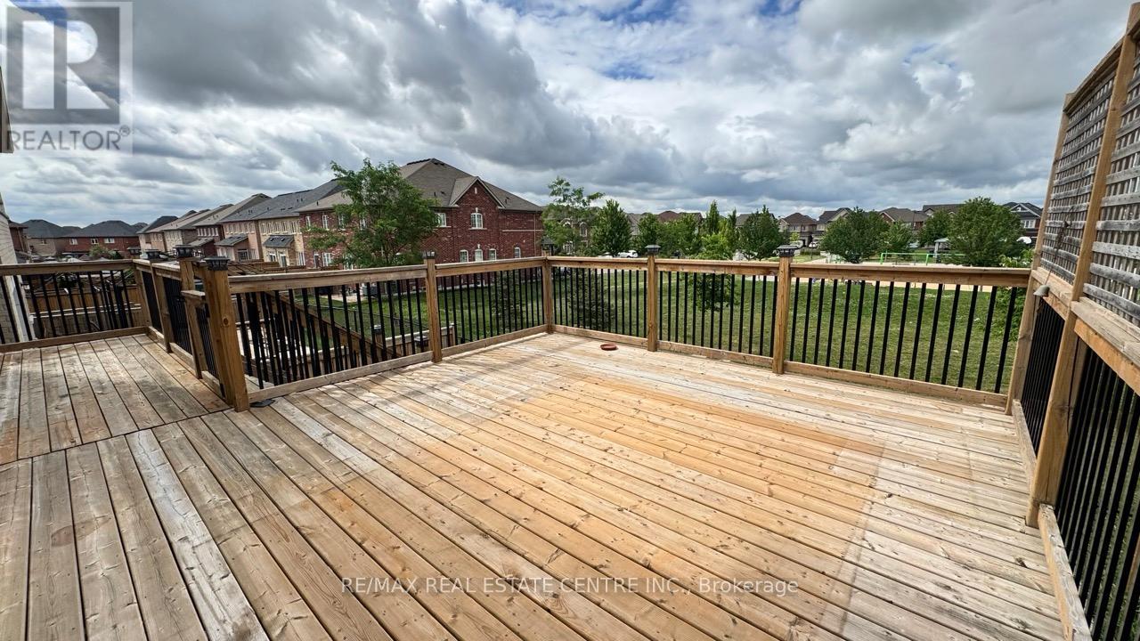52 Maple Trail Road, Caledon, Ontario  L7C 3Z7 - Photo 21 - W13550792