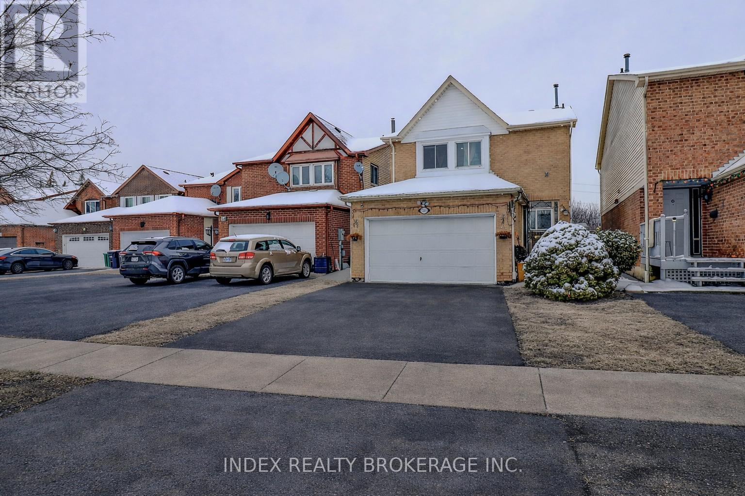 56 Bridekirk Place, Brampton, Ontario  L6Y 2V8 - Photo 4 - W13550794