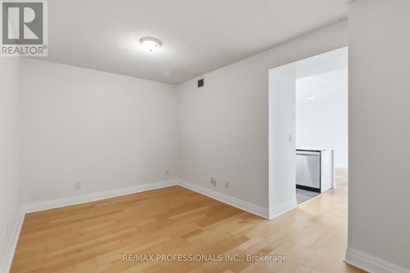 607 - 2121 Lake Shore Boulevard W, Toronto, Ontario  M8V 4E8 - Photo 5 - W13550878