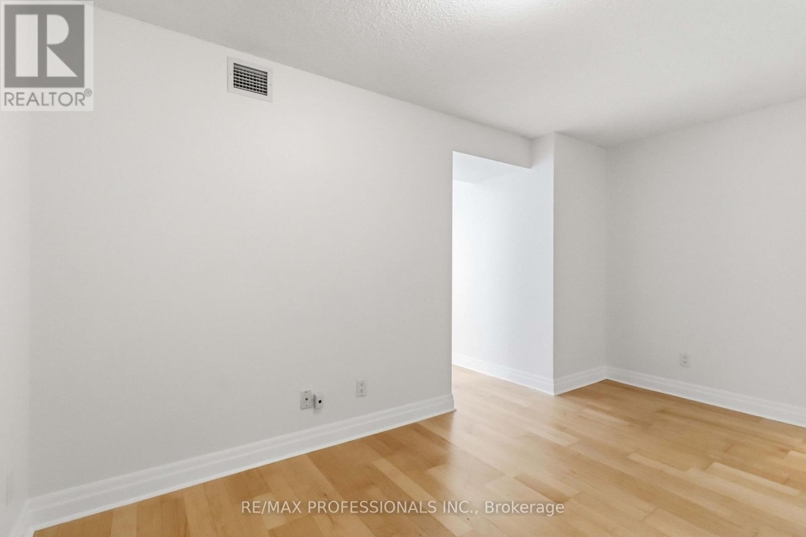 607 - 2121 Lake Shore Boulevard W, Toronto, Ontario  M8V 4E8 - Photo 7 - W13550878