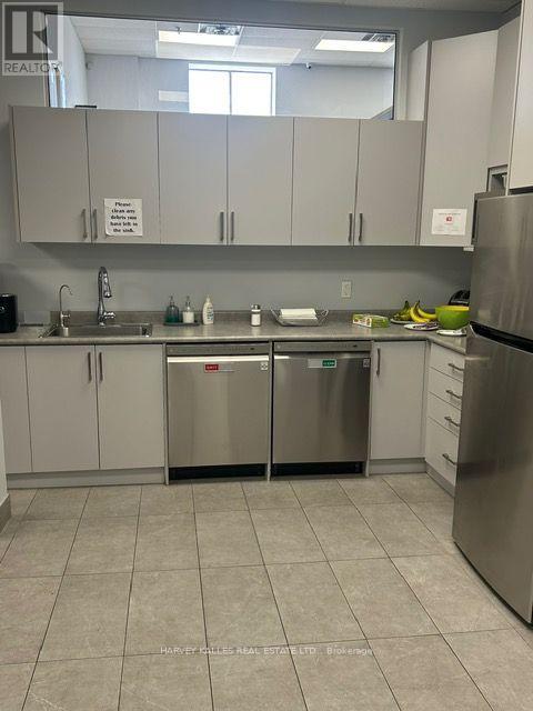 64 Bakersfield Street, Toronto, Ontario M3J 2W7 - Photo 14 - W13550892