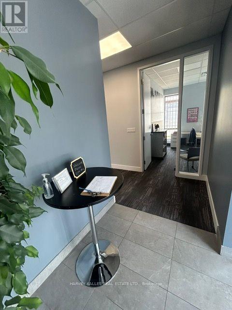 64 Bakersfield Street, Toronto, Ontario M3J 2W7 - Photo 6 - W13550892