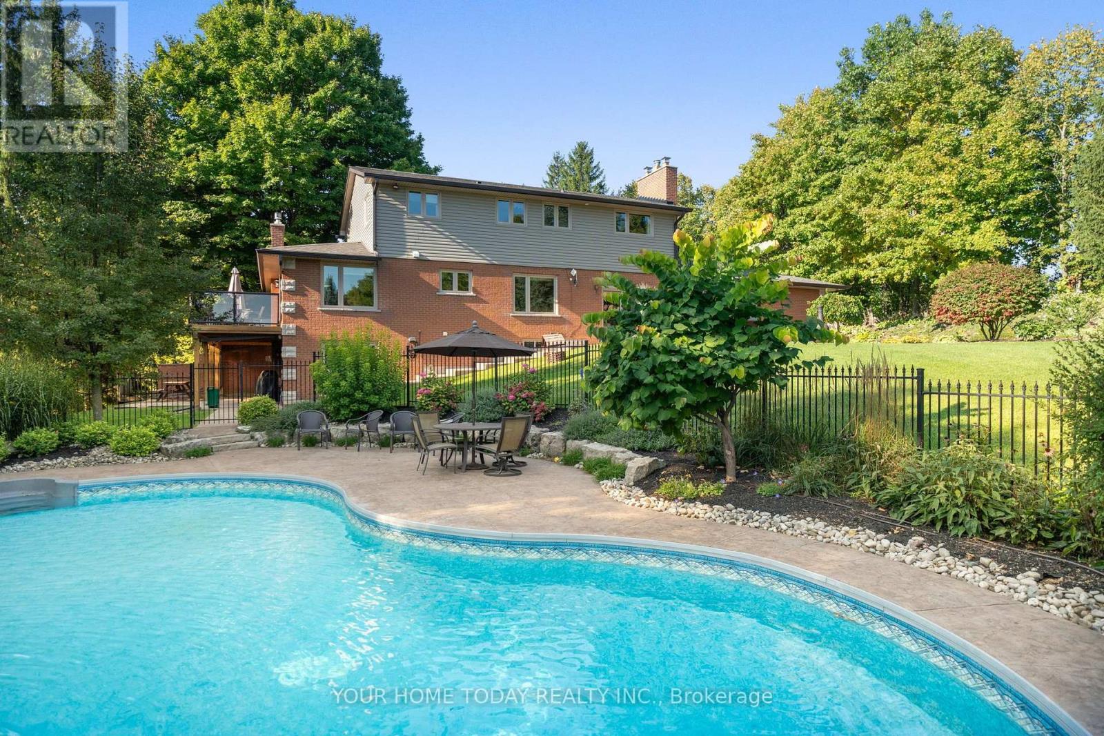 12609 Fifth Line, Halton Hills, Ontario  L0P 1H0 - Photo 35 - W13550918