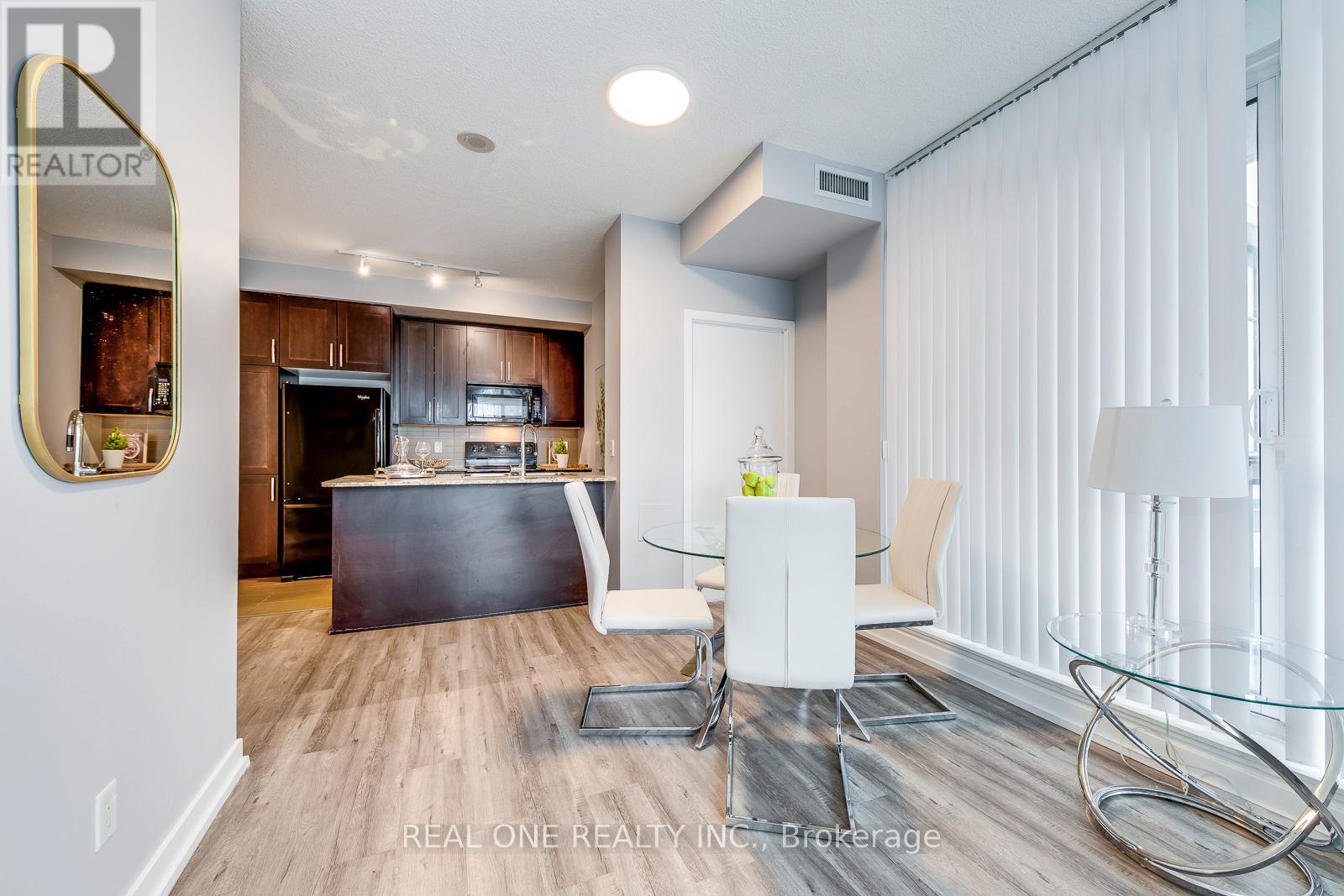809 - 4070 Confederation Parkway, Mississauga, Ontario L5B 0E9 - Photo 5 - W13550924