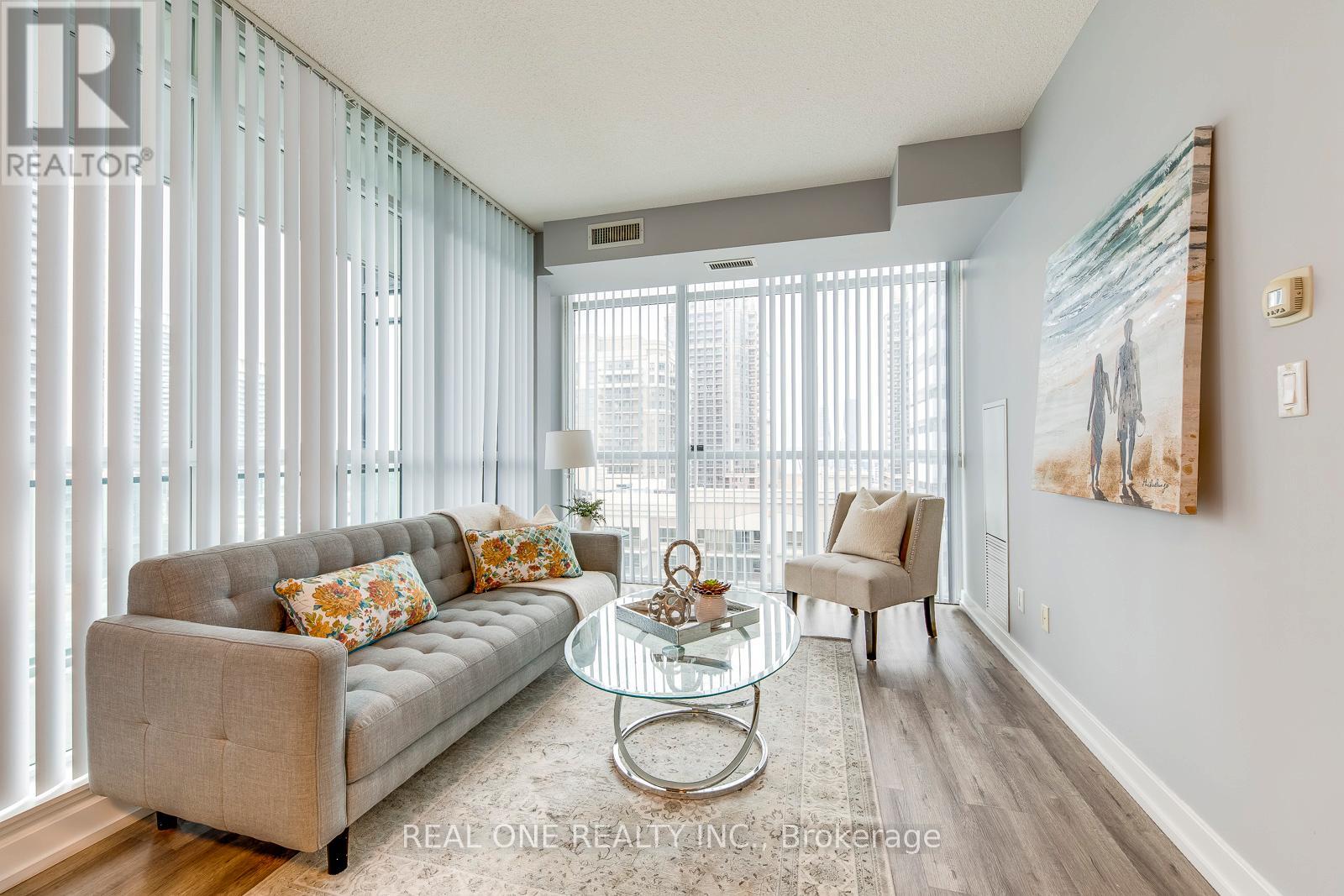 809 - 4070 Confederation Parkway, Mississauga, Ontario L5B 0E9 - Photo 8 - W13550924