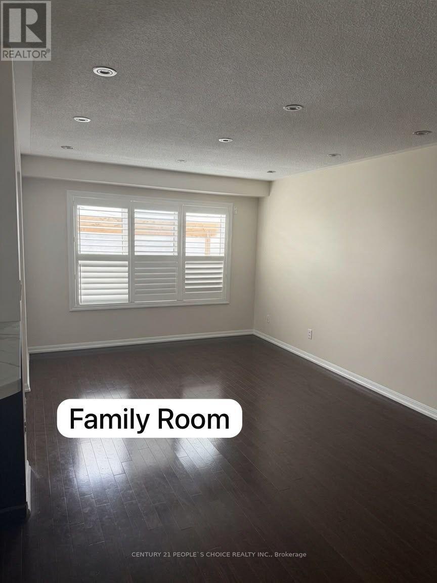 28 Bevington Road W, Brampton, Ontario  L7A 0R9 - Photo 4 - W13550946