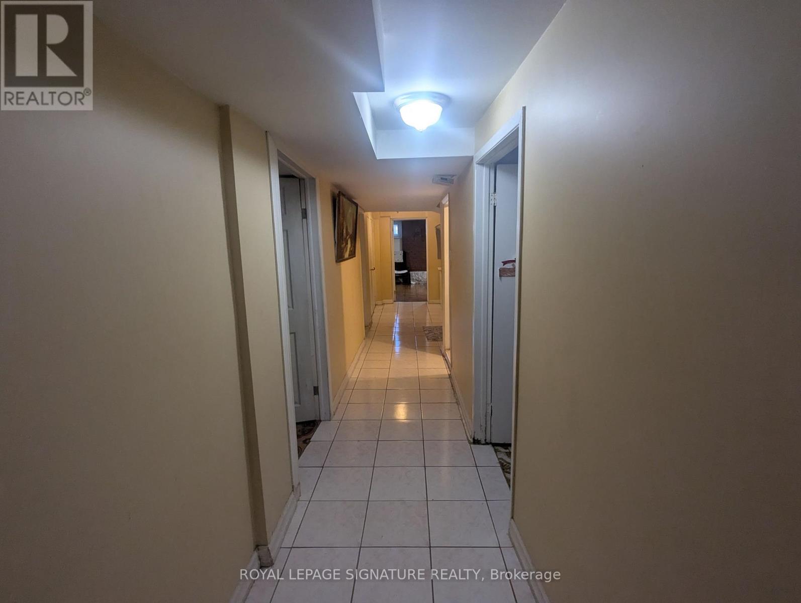 6 Heatherglen Road, Toronto, Ontario  M9W 4R1 - Photo 10 - W13551030