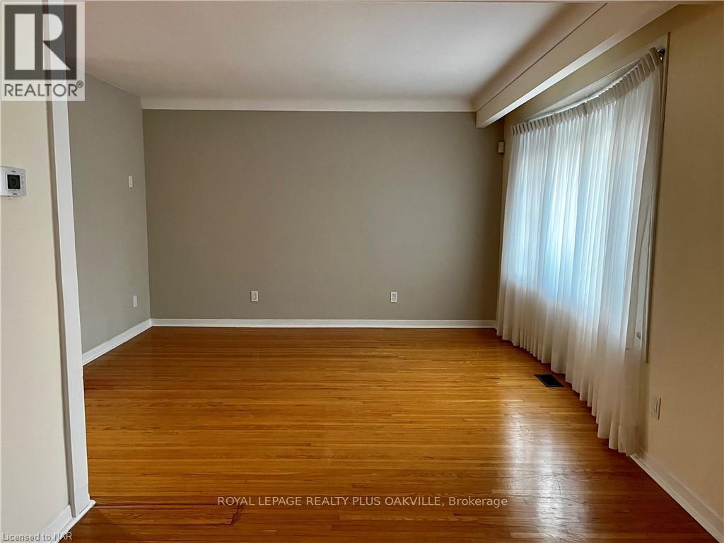 Upper - 694 Niagara Street, St. Catharines, Ontario  L2M 3R9 - Photo 6 - X13550932