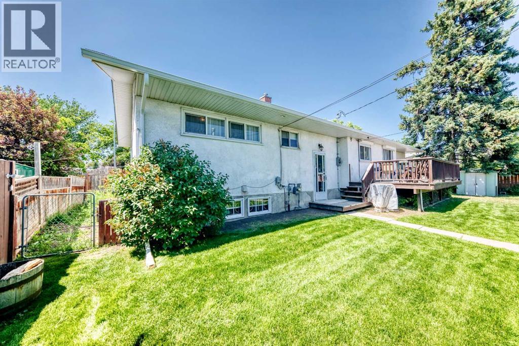 5608 Buckthorn Road NW, Calgary, Alberta  T2K 2Y5 - Photo 40 - A2327474