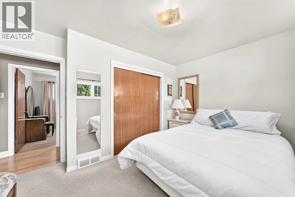 5608 Buckthorn Road NW, Calgary, Alberta  T2K 2Y5 - Photo 22 - A2327474