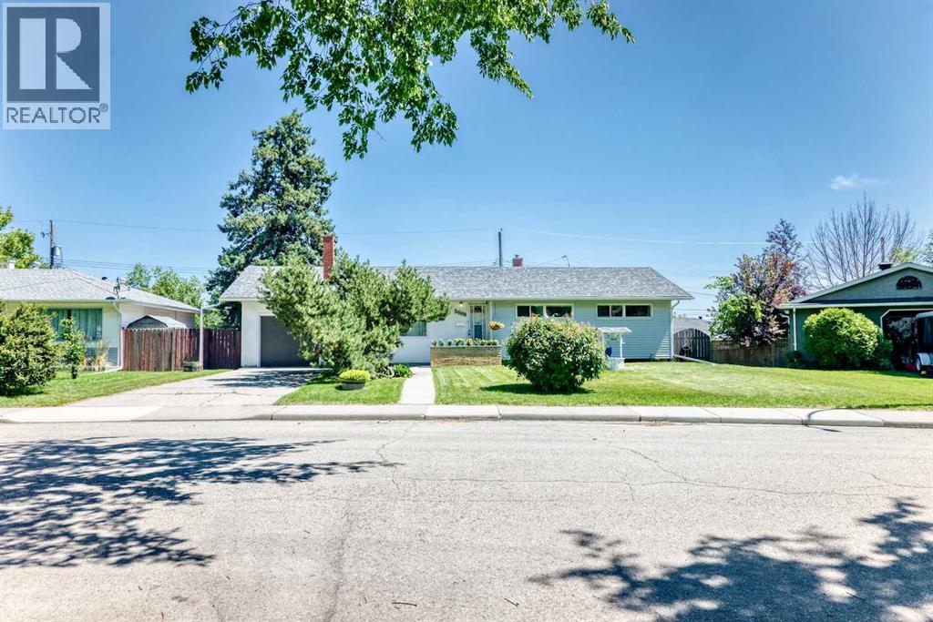 5608 Buckthorn Road NW, Calgary, Alberta  T2K 2Y5 - Photo 49 - A2327474