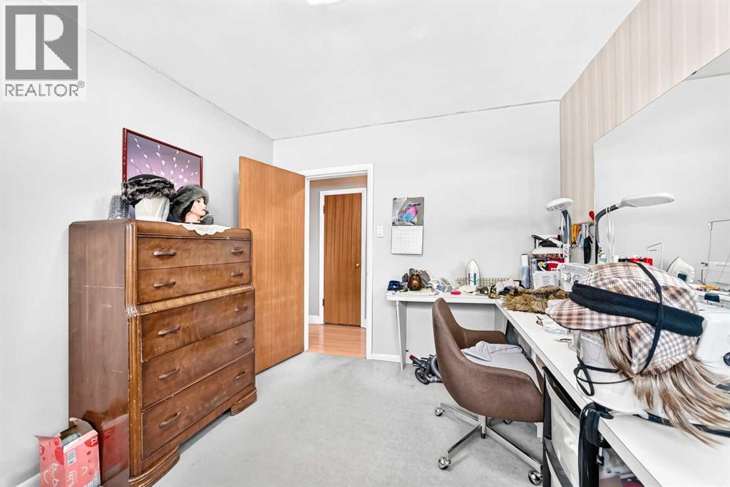 5608 Buckthorn Road NW, Calgary, Alberta  T2K 2Y5 - Photo 27 - A2327474