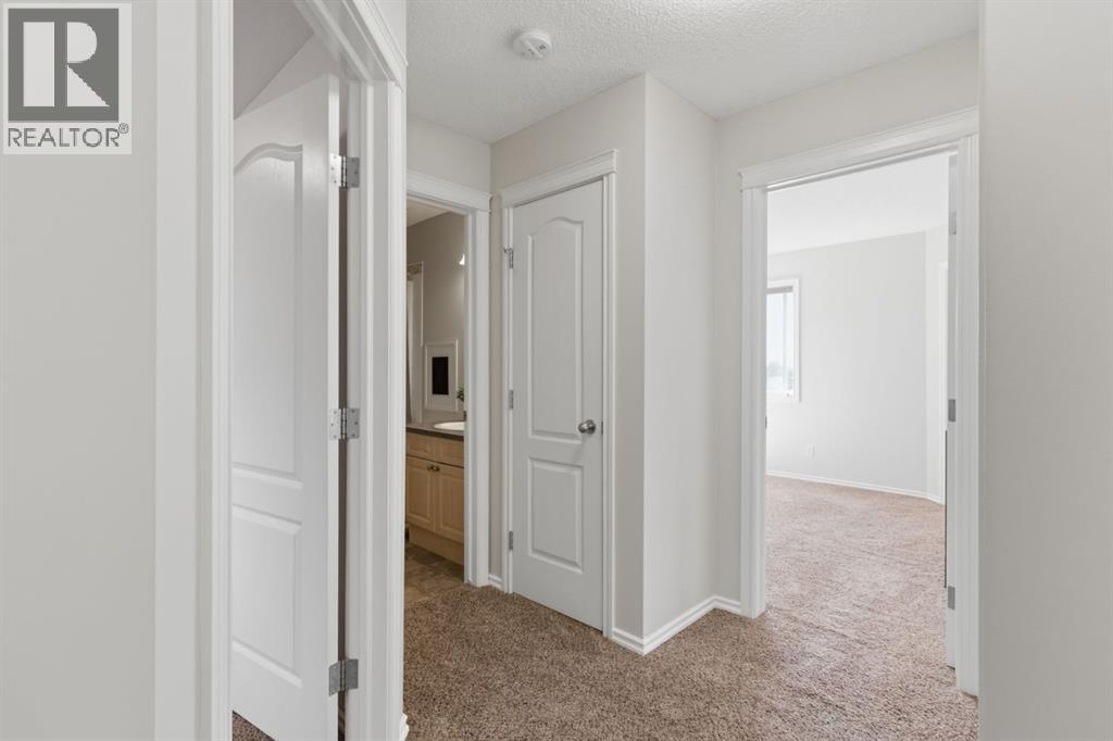 241 Somerside Close SW, Calgary, Alberta  T2Y 4B6 - Photo 27 - A2327648