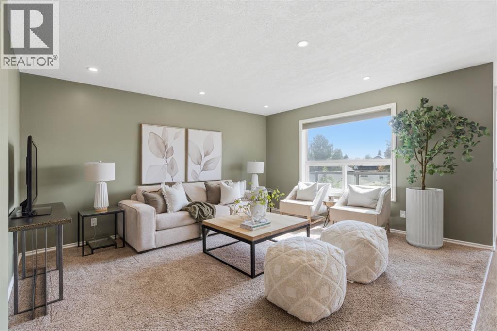 241 Somerside Close SW, Calgary, Alberta  T2Y 4B6 - Photo 10 - A2327648