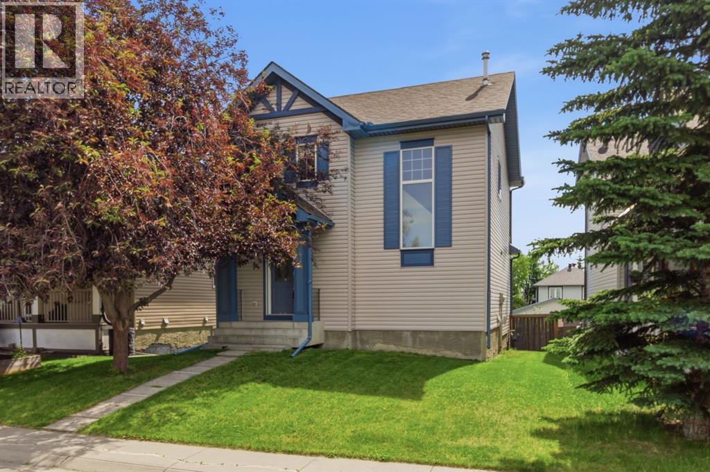 241 Somerside Close SW, Calgary, Alberta  T2Y 4B6 - Photo 1 - A2327648