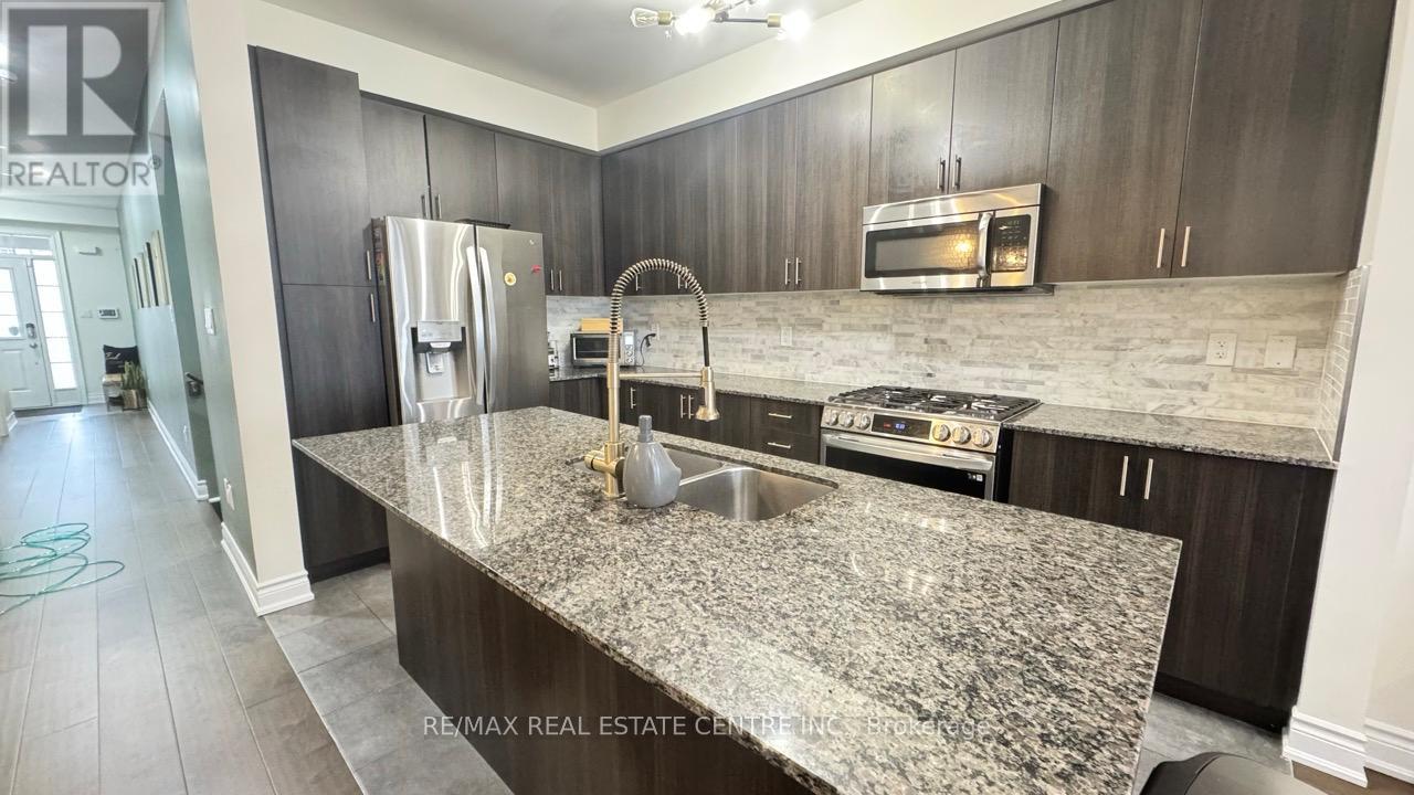31 Brushwood Drive, Brampton, Ontario  L6Y 6G6 - Photo 9 - W13551008