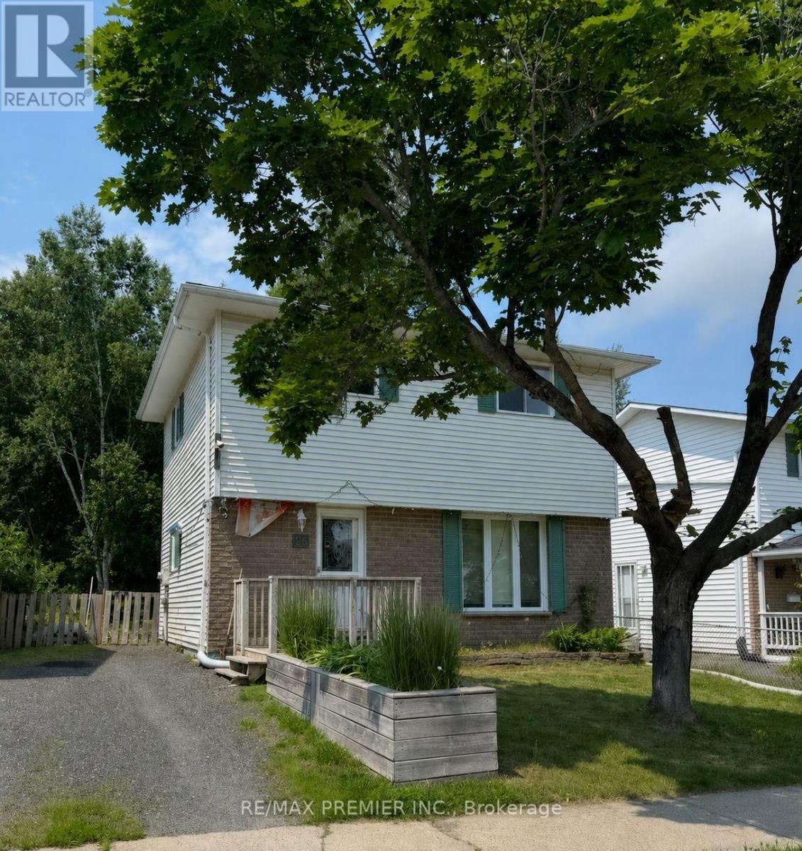 26 Hergott Avenue, Elliot Lake, Ontario  P5A 3A8 - Photo 1 - X13550190