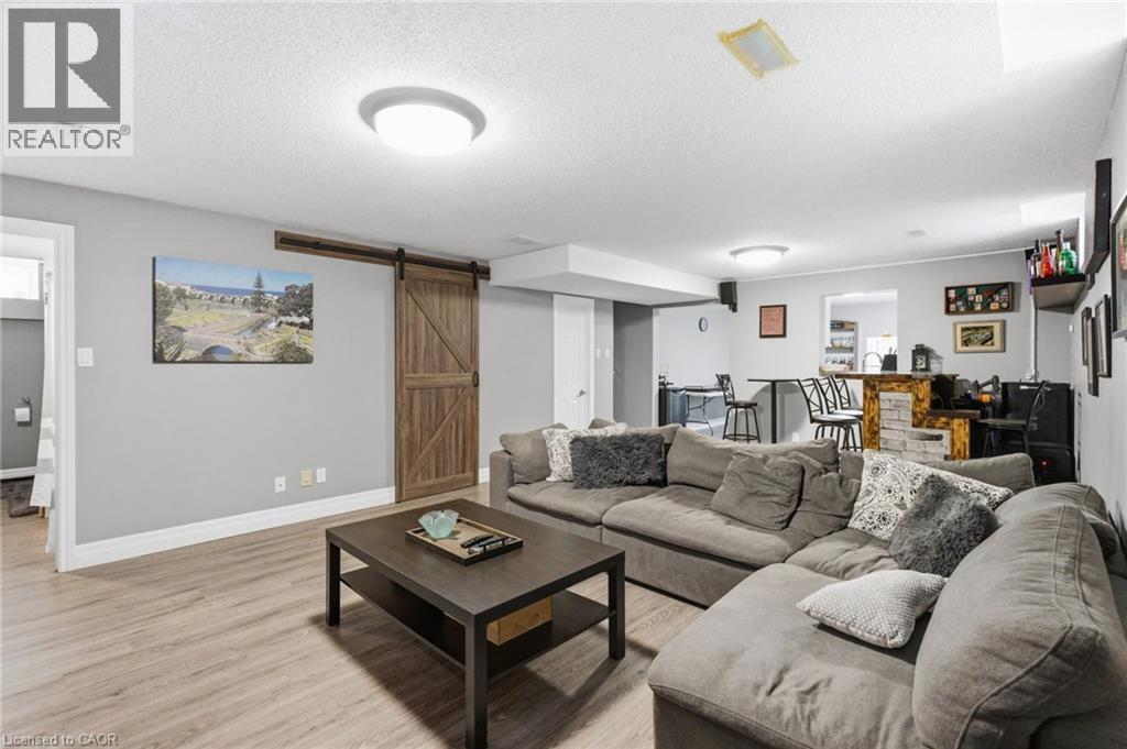 303 Caledon Avenue Unit# Lower, Hamilton, Ontario  L9C 3C9 - Photo 11 - 40847216