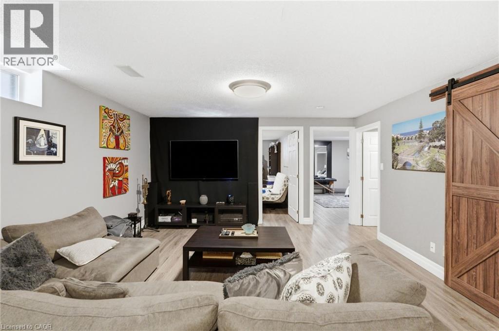 303 Caledon Avenue Unit# Lower, Hamilton, Ontario  L9C 3C9 - Photo 9 - 40847216