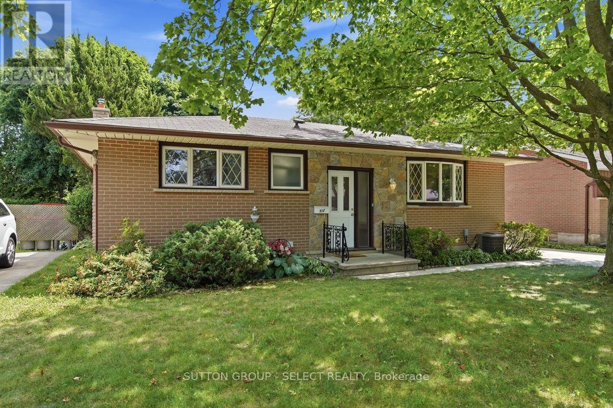 107 Aponi Crescent, London East, Ontario  N5V 2V3 - Photo 3 - X13551084