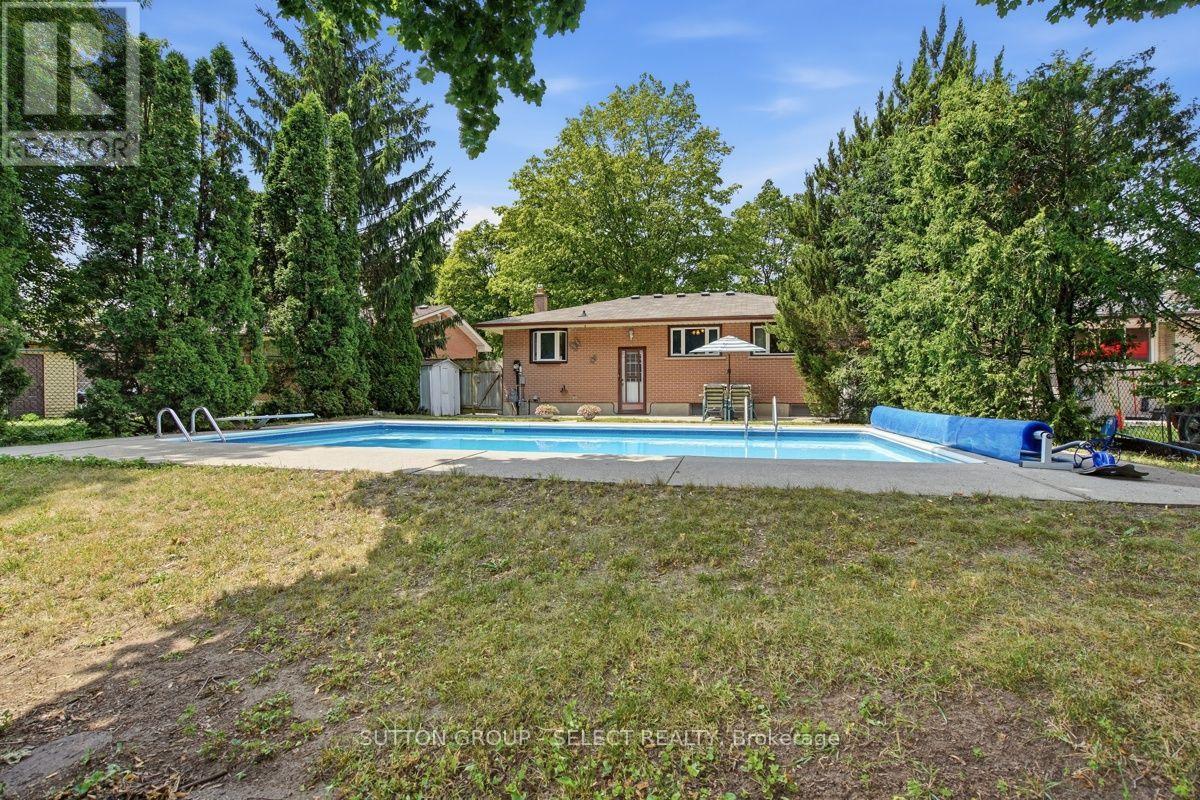 107 Aponi Crescent, London East, Ontario  N5V 2V3 - Photo 39 - X13551084