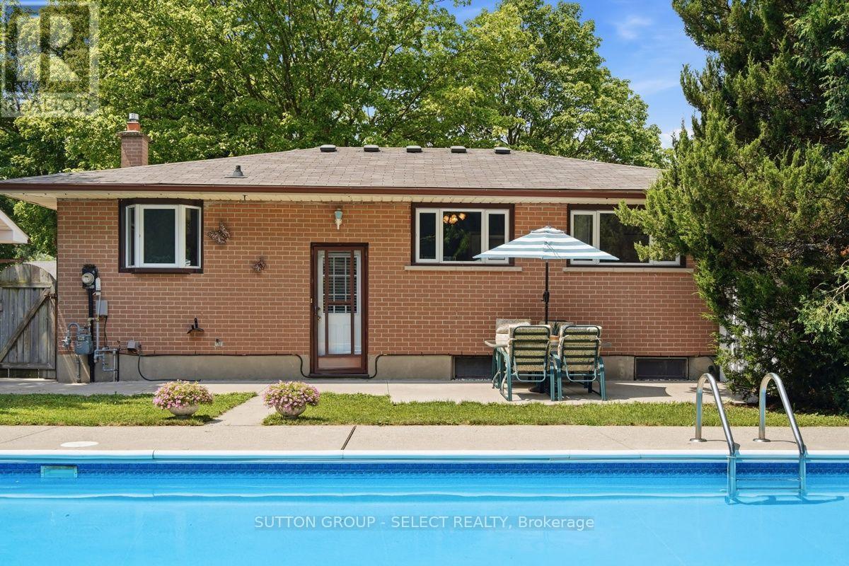 107 Aponi Crescent, London East, Ontario  N5V 2V3 - Photo 41 - X13551084
