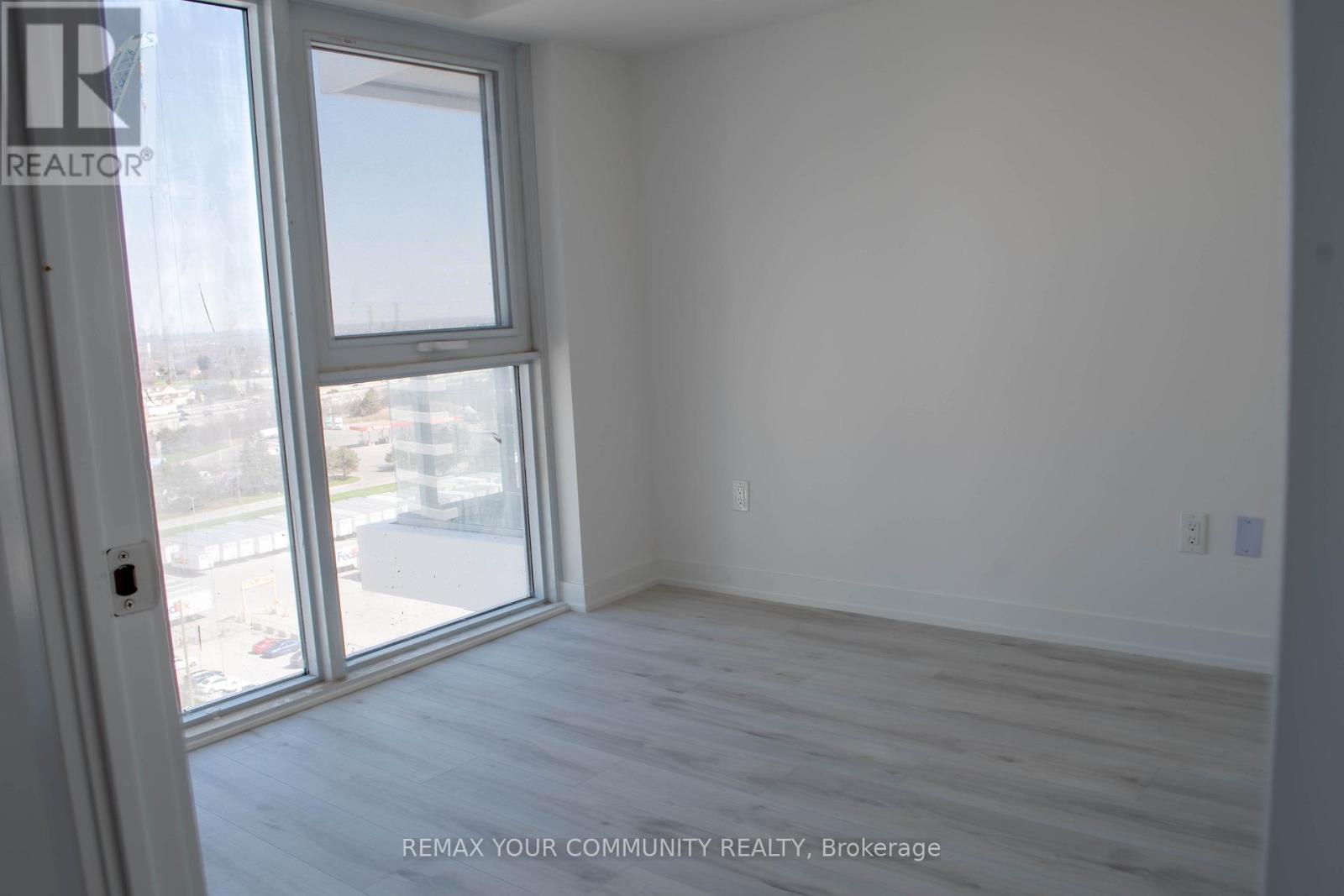 1311 - 1010 Sandy Beach Road, Pickering, Ontario L1W 3V9 - Photo 7 - E13551092