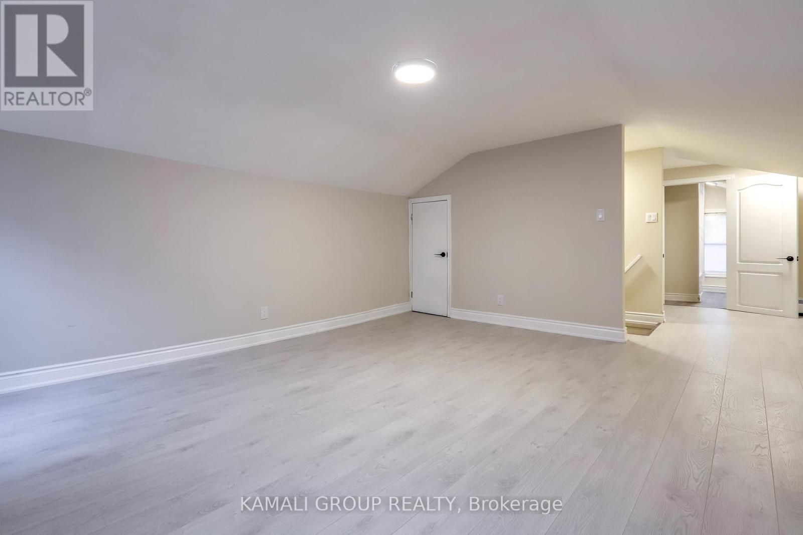 Unit 3 - 81 Mcmillan Drive, Oshawa, Ontario L1G 3Z7 - Photo 3 - E13551148