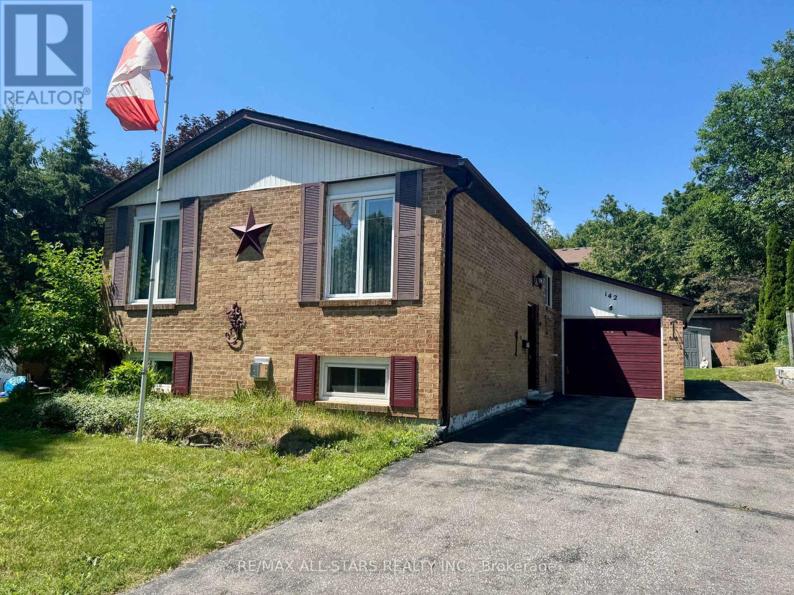 142 Parkview Road, Georgina, Ontario  L4P 2J7 - Photo 1 - N13551142