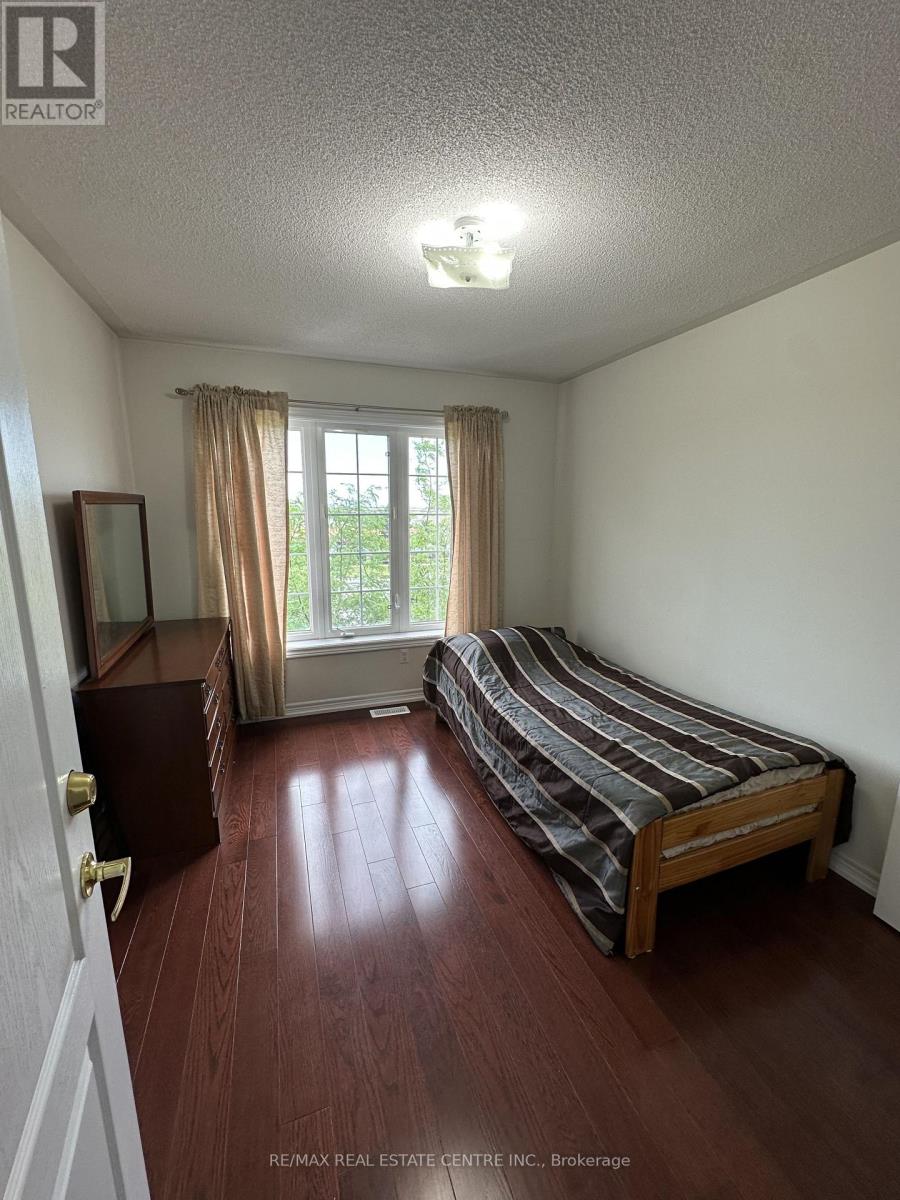 1a & 1b - 29 October Place, Brampton, Ontario L6Y 0R6 - Photo 6 - W13551038