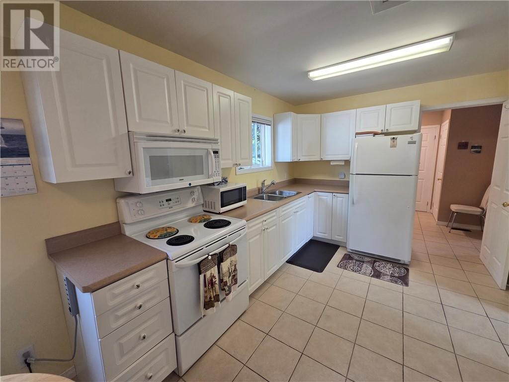 212 Second Avenue, Greater Sudbury, Ontario  P3Y 1M2 - Photo 10 - 2129152