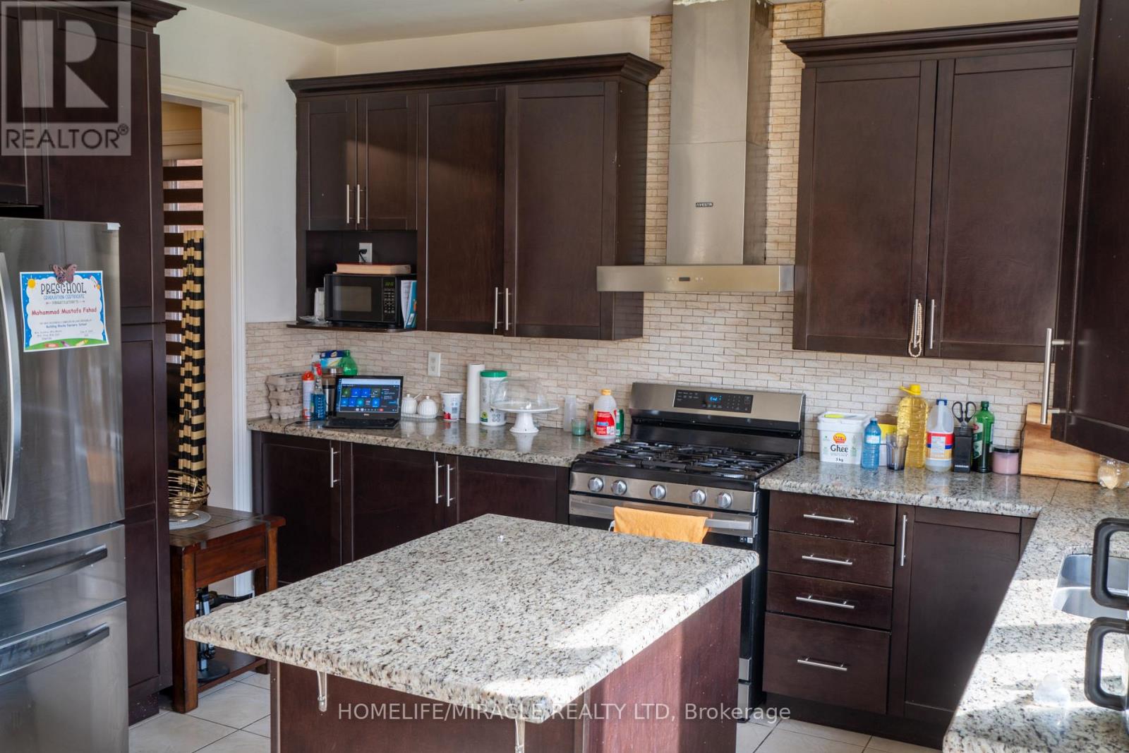 32 Kilkarrin Road W, Brampton, Ontario  L7A 0G1 - Photo 5 - W13541136