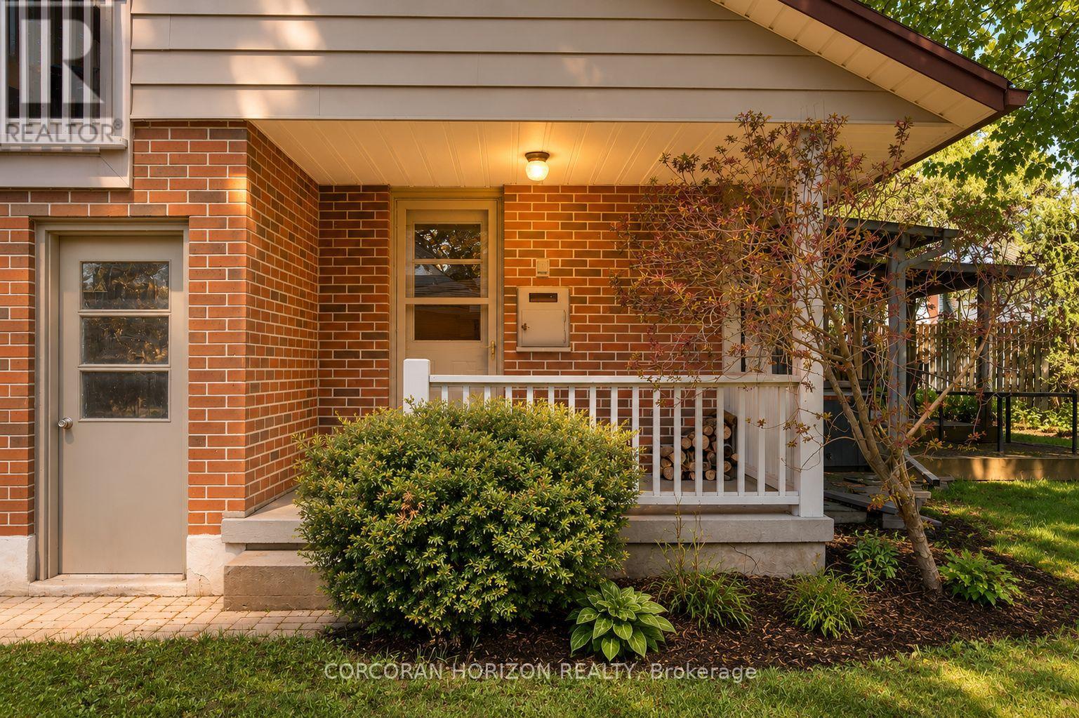 34 Yule Place, Kitchener, Ontario  N2B 2J8 - Photo 39 - X13551118