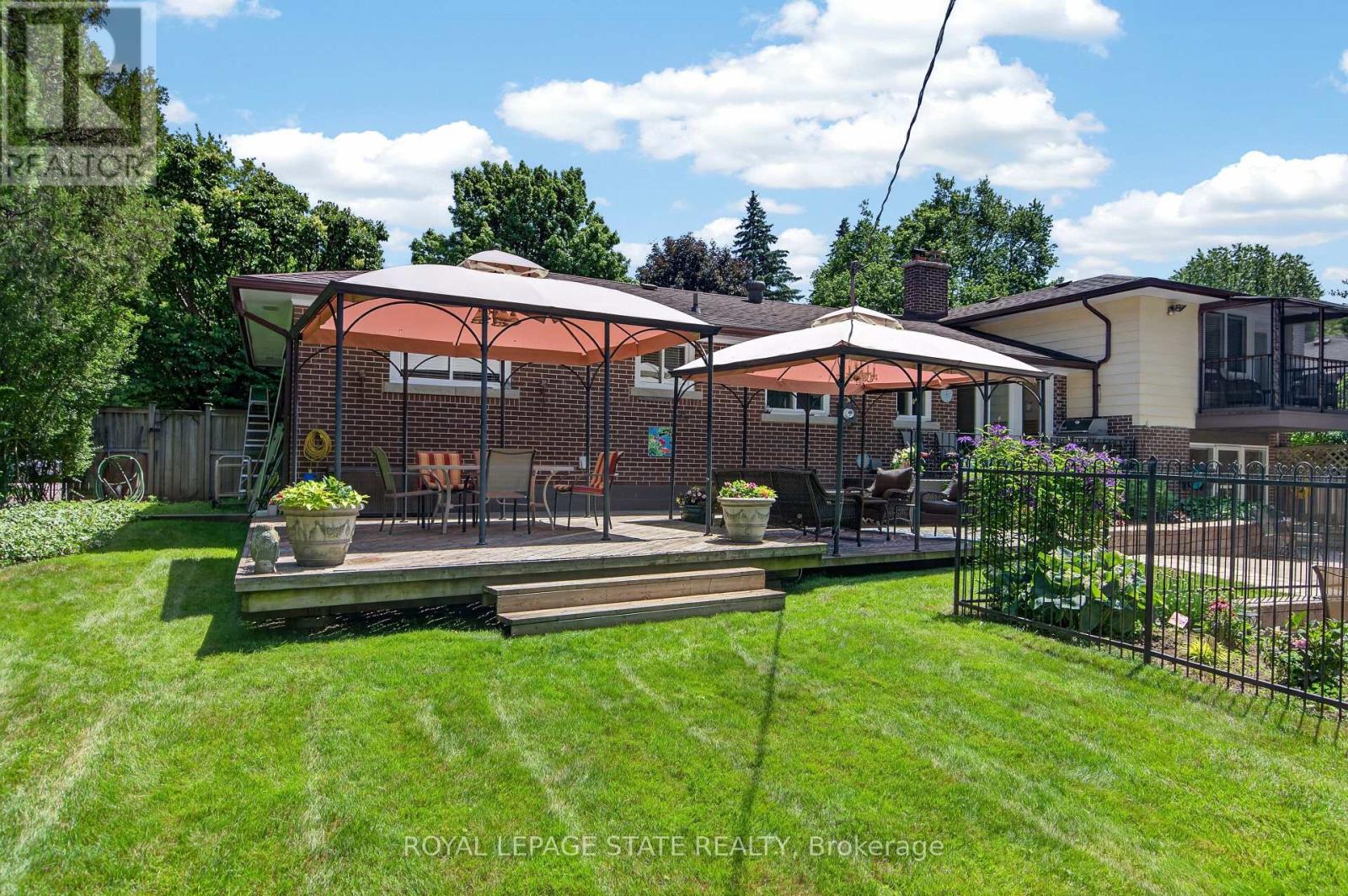 657 Iroquois Avenue, Hamilton, Ontario  L9G 3B6 - Photo 36 - X13551150