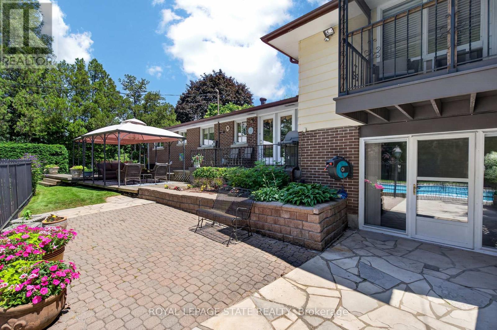 657 Iroquois Avenue, Hamilton, Ontario  L9G 3B6 - Photo 37 - X13551150