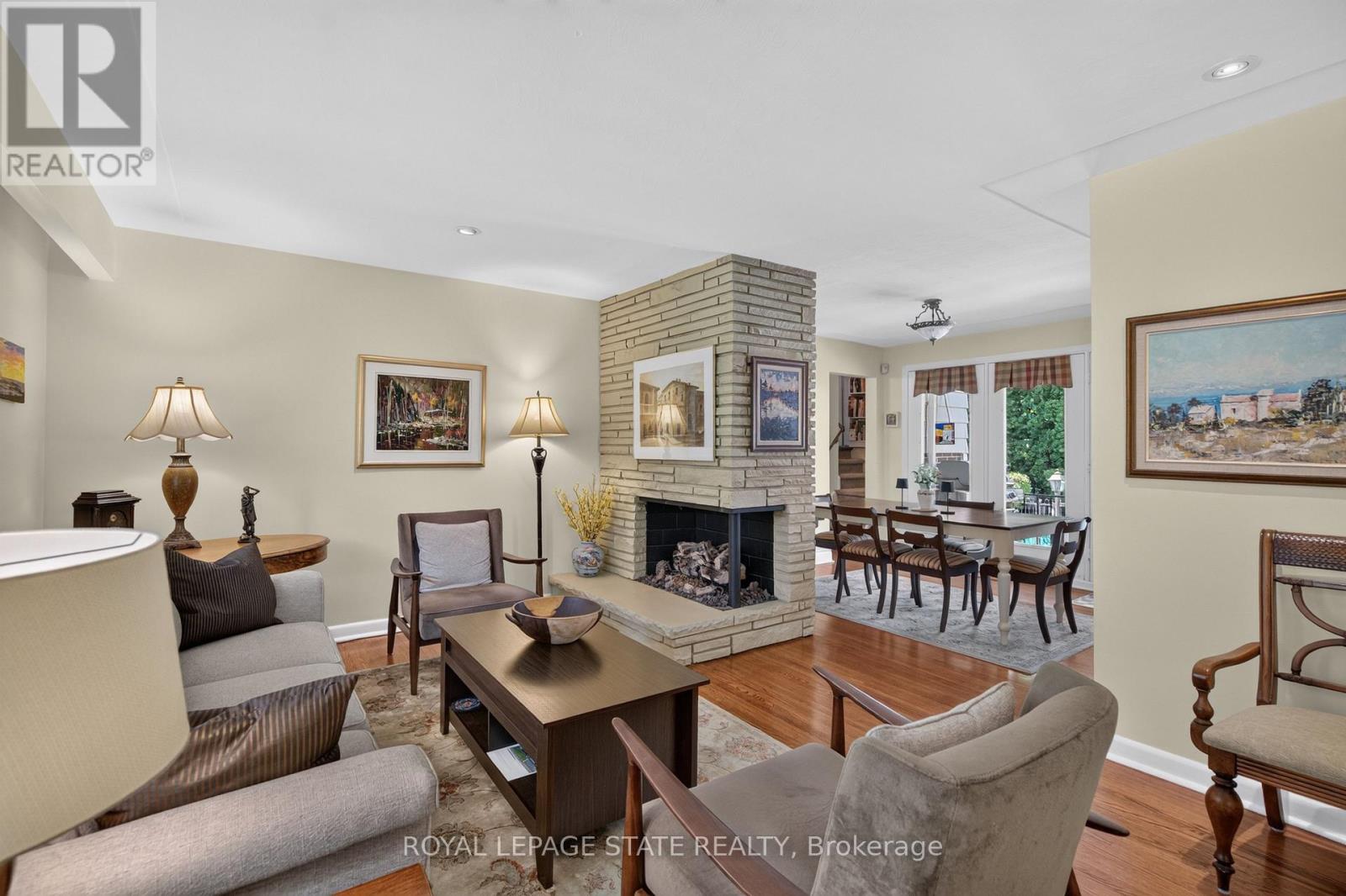 657 Iroquois Avenue, Hamilton, Ontario  L9G 3B6 - Photo 4 - X13551150