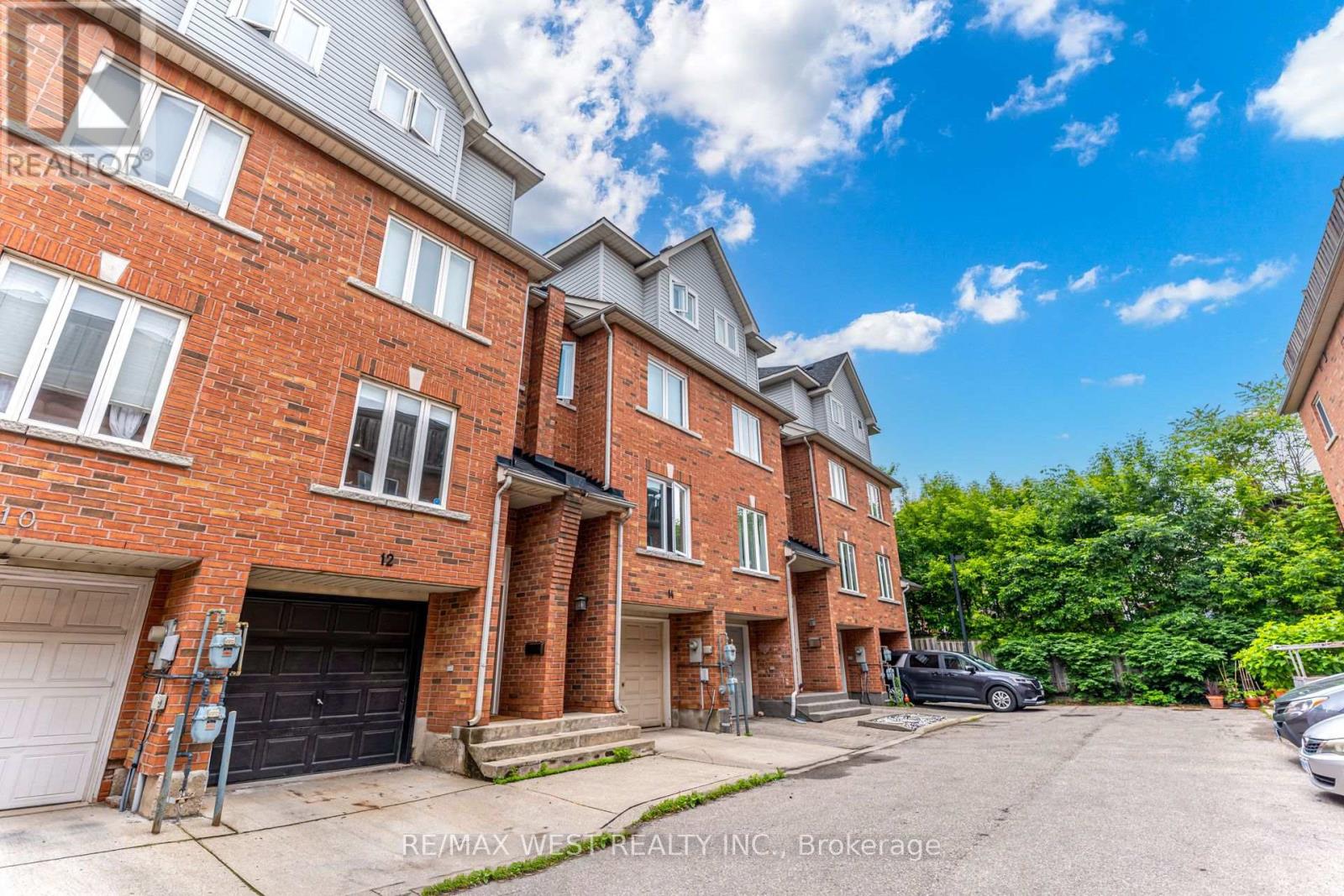 12 Grogan Mews, Toronto, Ontario M6G 4J9 - Photo 17 - W13538106