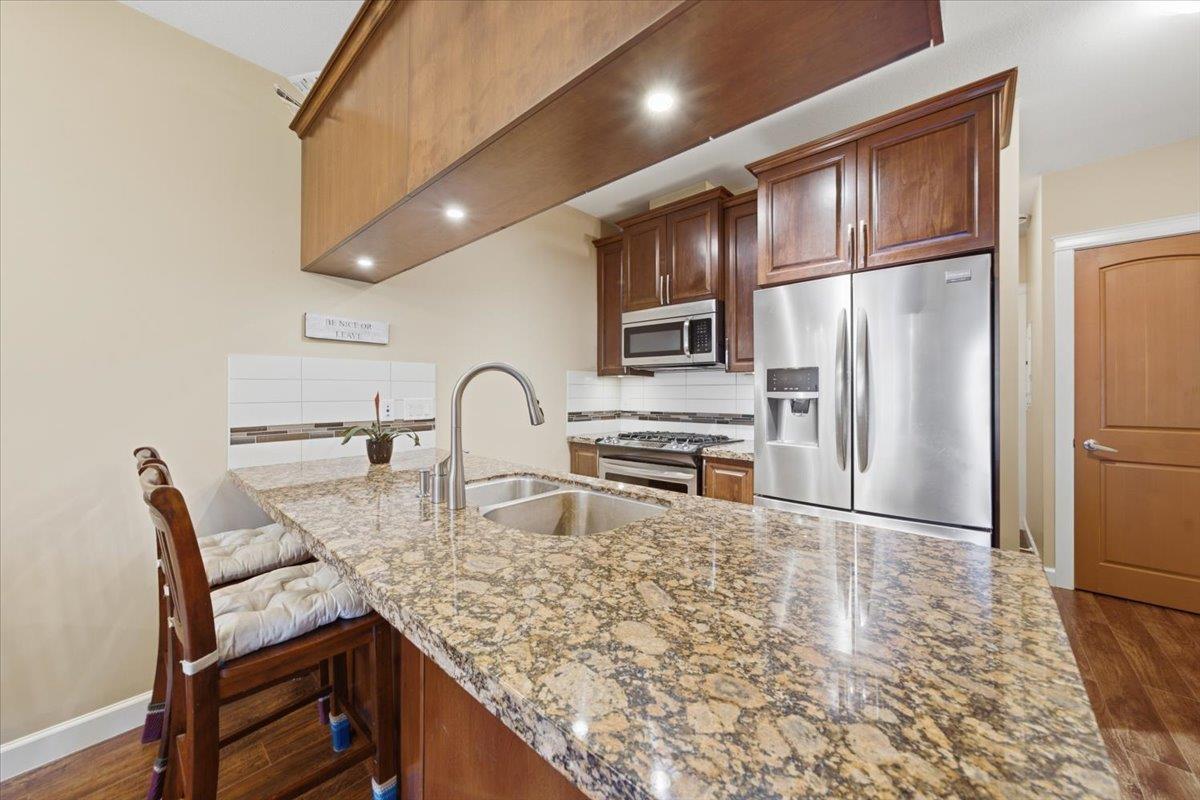 317 8067 207 Street, Langley, British Columbia  V2Y 0N9 - Photo 1 - R3143358
