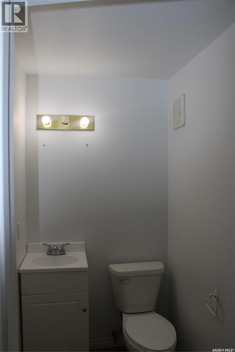 Bay #2 366 J Broadway Street W, Yorkton, Saskatchewan  S3N 0N8 - Photo 5 - SK041377