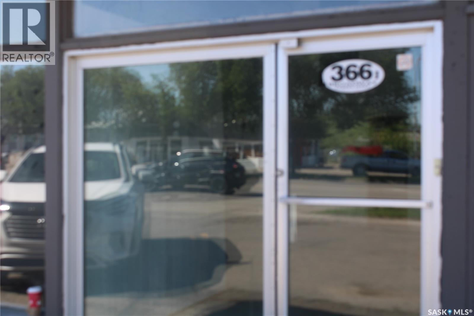 Bay #2 366 J Broadway STREET W, Yorkton, Saskatchewan