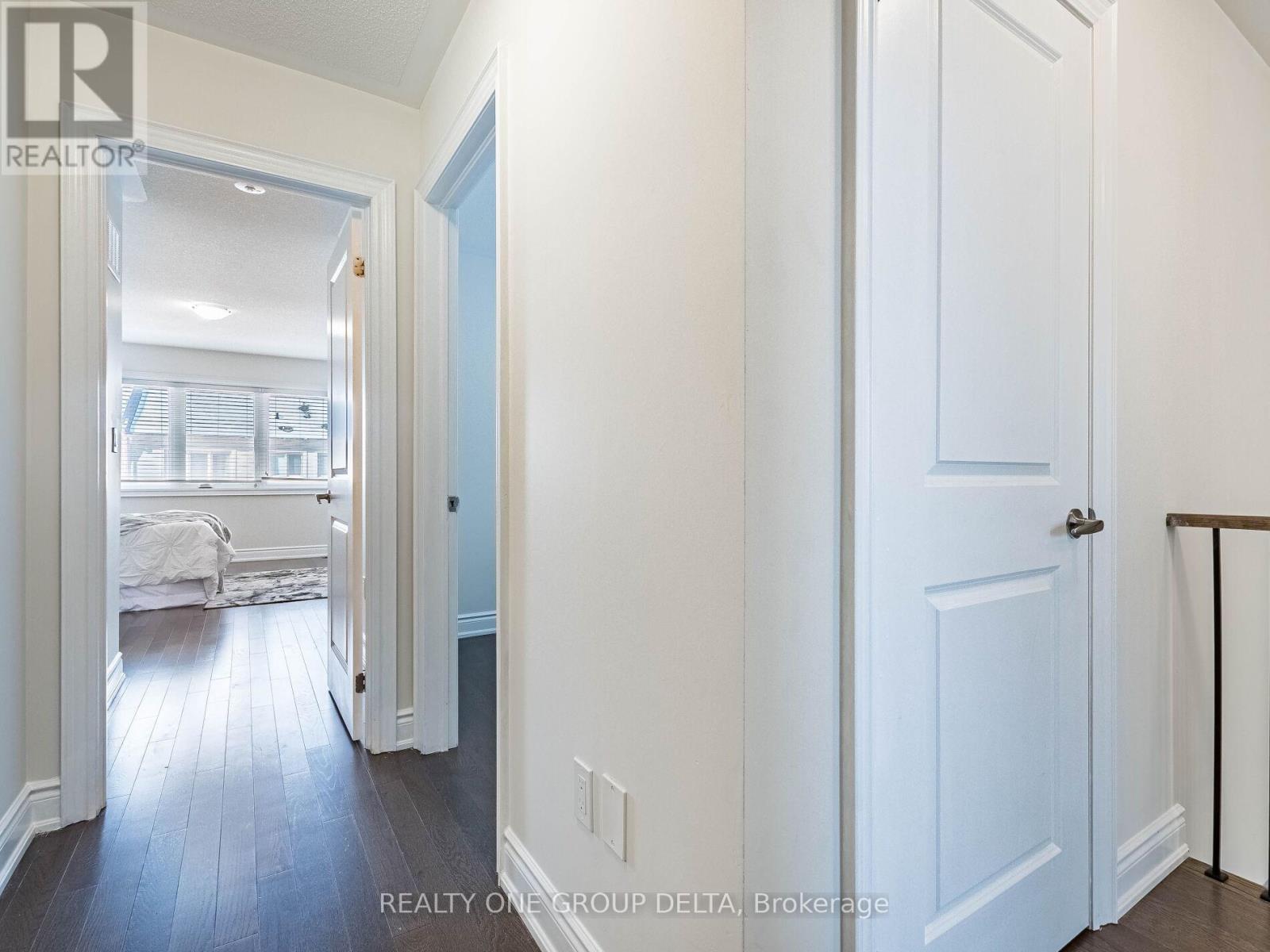 6 Quinton (Entire Property) Ridge, Brampton, Ontario  L6Y 0E3 - Photo 15 - W13544178