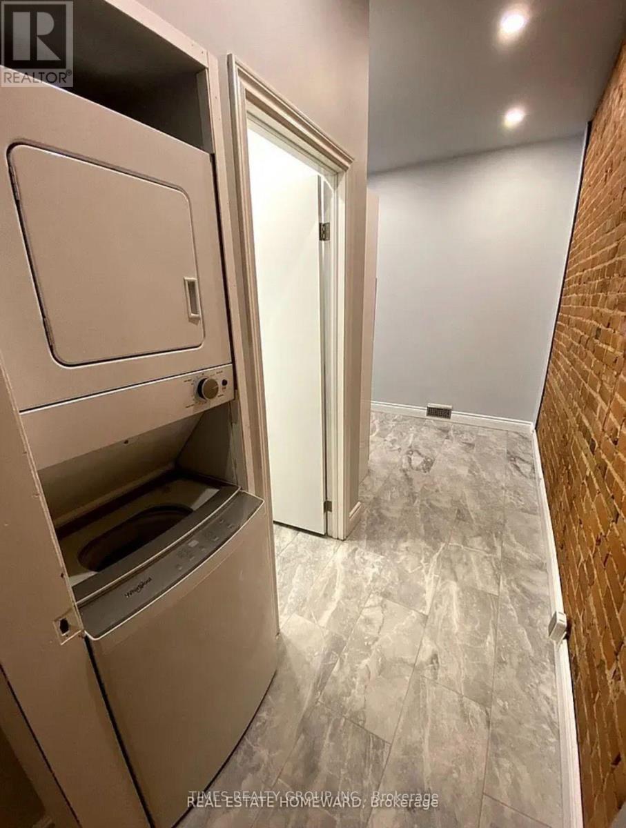 Main - 194 Concord Avenue, Toronto, Ontario  M6H 2P3 - Photo 11 - C13551258
