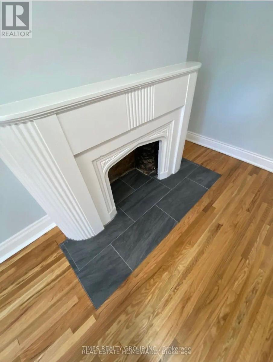 Main - 194 Concord Avenue, Toronto, Ontario  M6H 2P3 - Photo 5 - C13551258