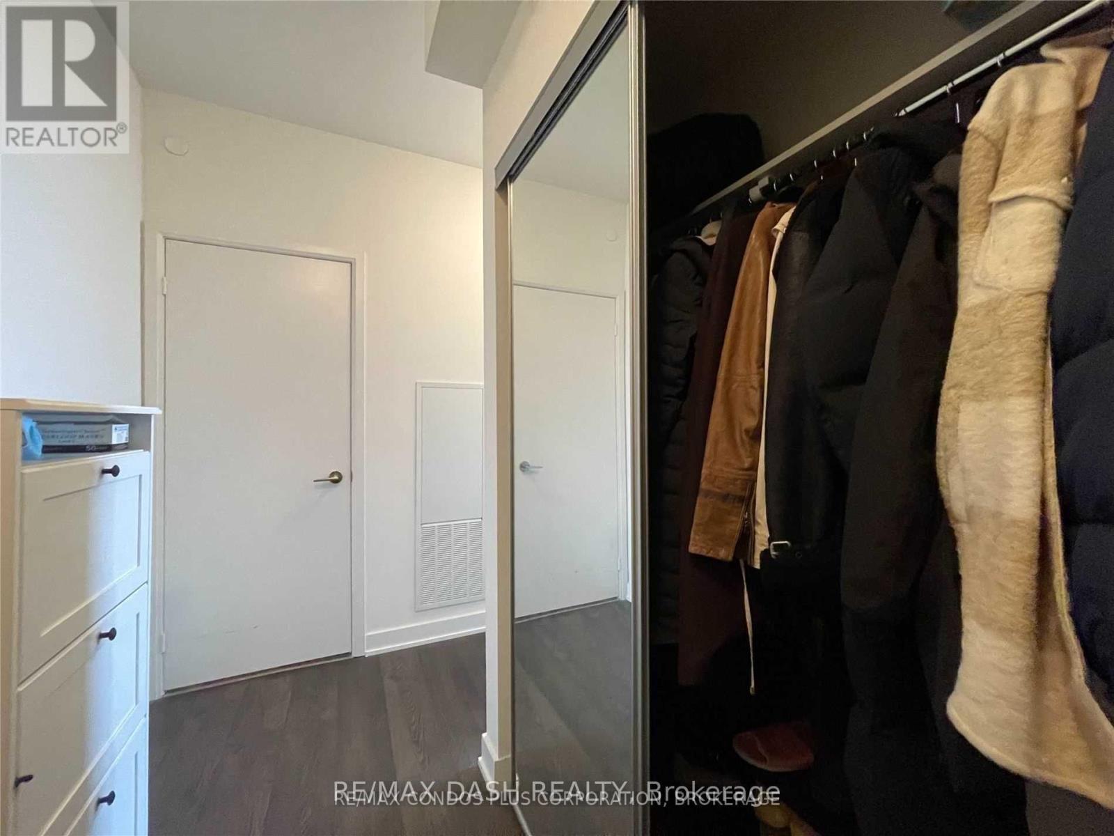 902w - 27 Bathurst Street, Toronto, Ontario  M5V 2P1 - Photo 3 - C13551280