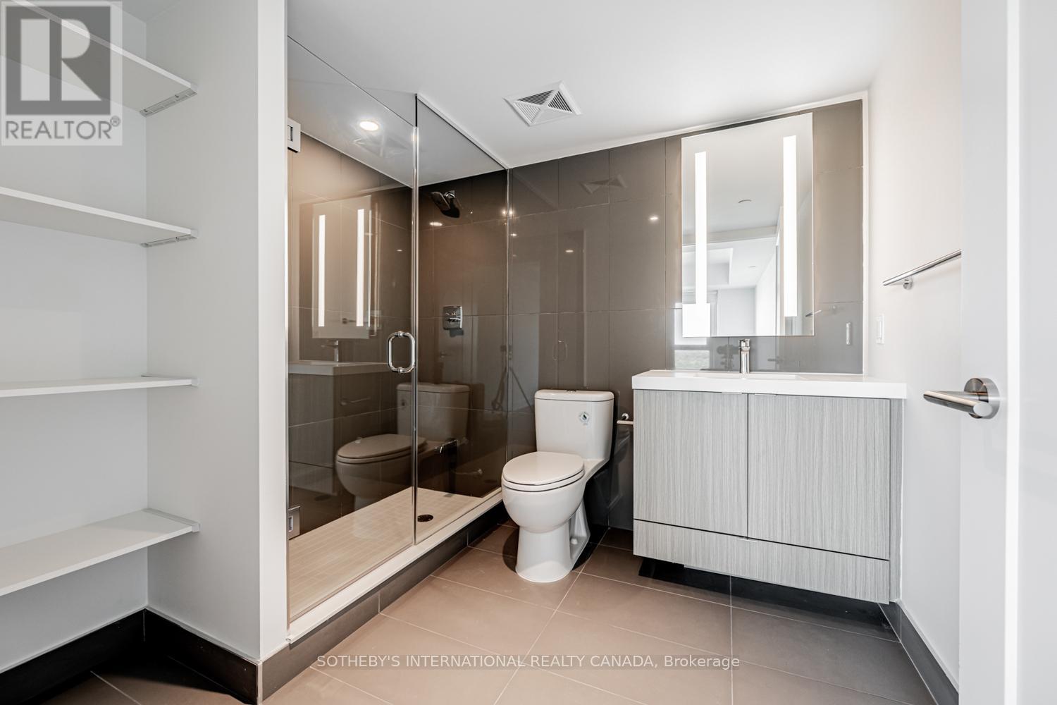 2124 - 585 Bloor Street E, Toronto, Ontario  M4W 0B3 - Photo 12 - C13551350
