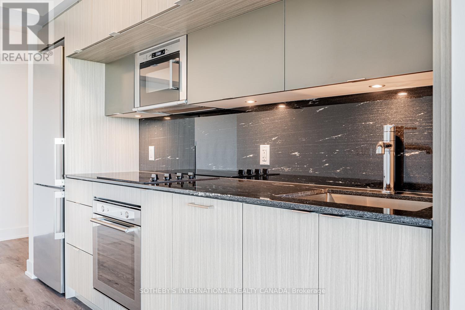 2124 - 585 Bloor Street E, Toronto, Ontario  M4W 0B3 - Photo 5 - C13551350