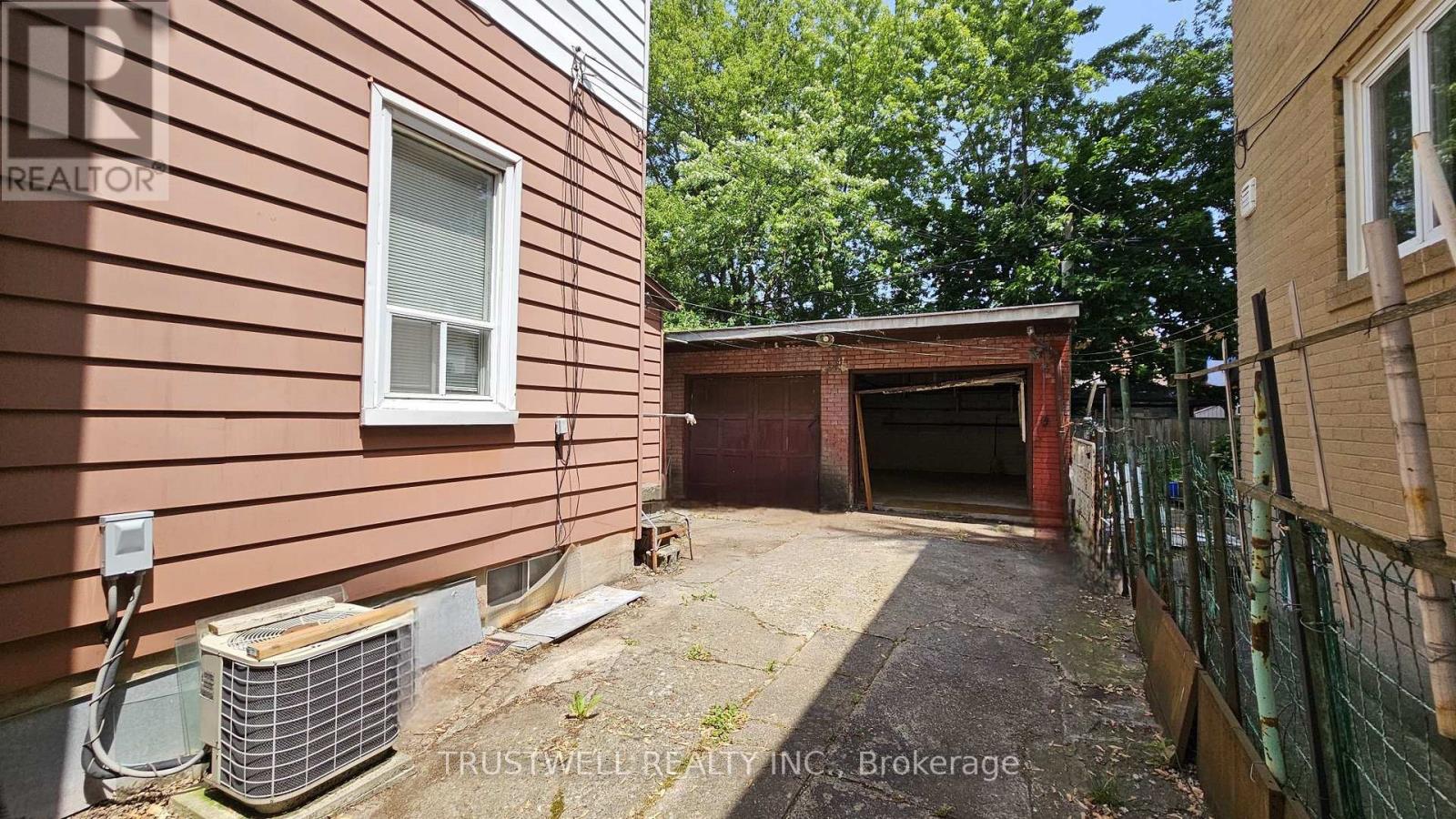 173 Hamilton Street, Toronto, Ontario  M4M 2C9 - Photo 34 - E13551256
