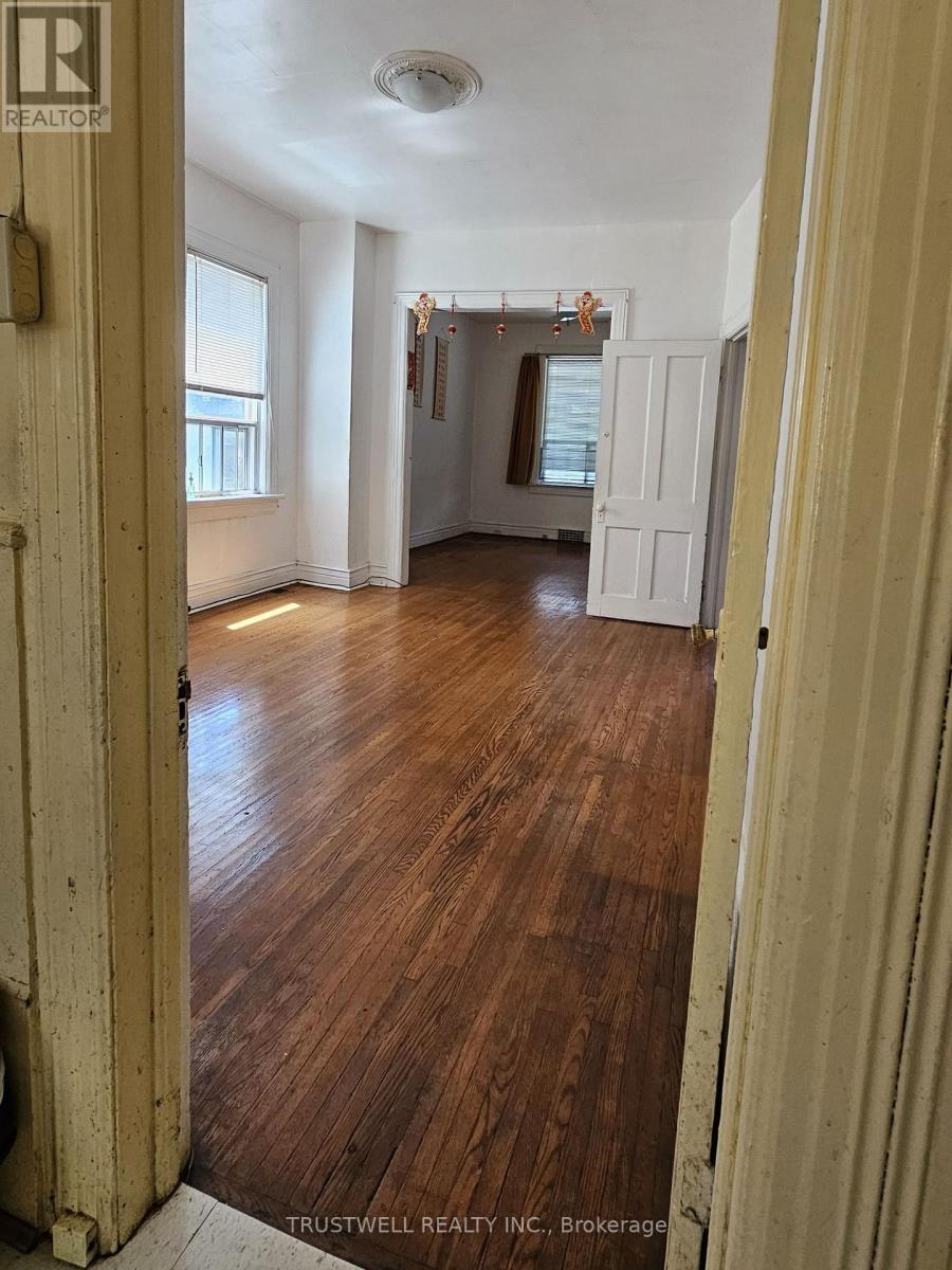 173 Hamilton Street, Toronto, Ontario  M4M 2C9 - Photo 7 - E13551256