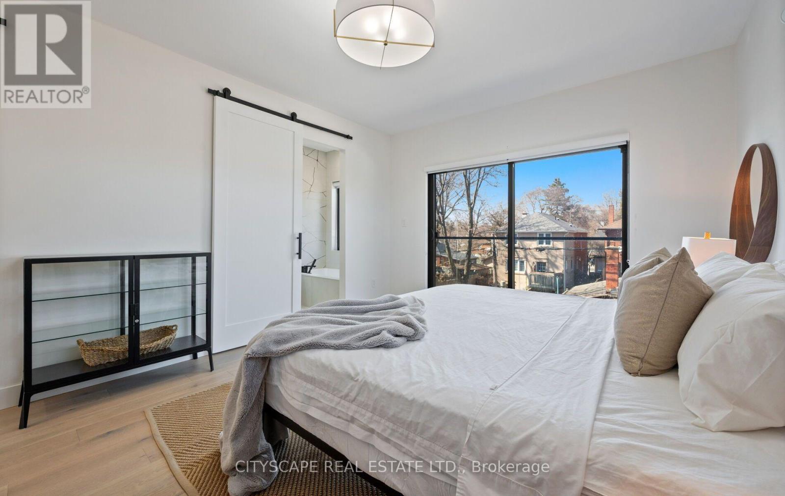 2b Holmstead Avenue, Toronto, Ontario  M4B 1T1 - Photo 26 - E13551272